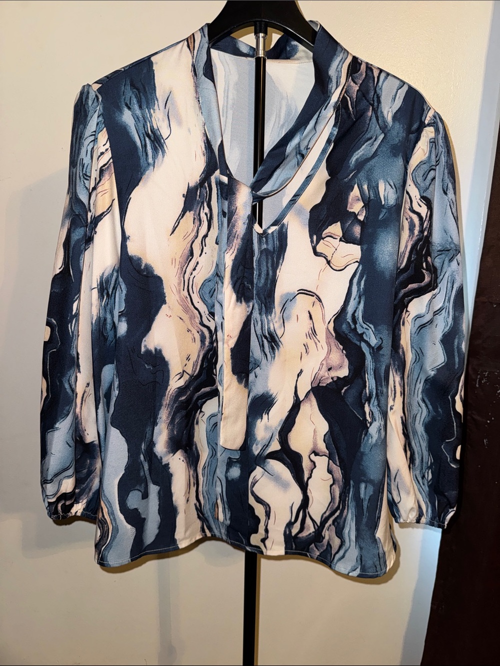 SHEIN Marble-Print Blouse - Navy & Cream